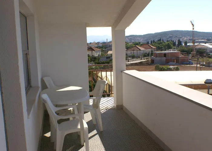 Lägenhet By The Sea Seget Donji, - 2041 Trogir