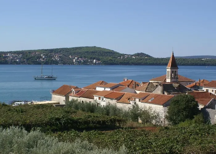 Lägenhet By The Sea Seget Donji, - 2041